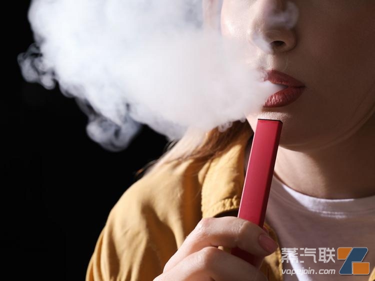 加拿大统计局数据：近一半年轻人尝试过电子烟